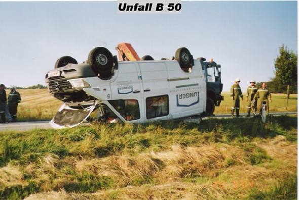 http://www.jormannsdorf.at/ff/einsaetze/cache/vs_2004%20Unfall%20B%2050_einsaetze017.jpg