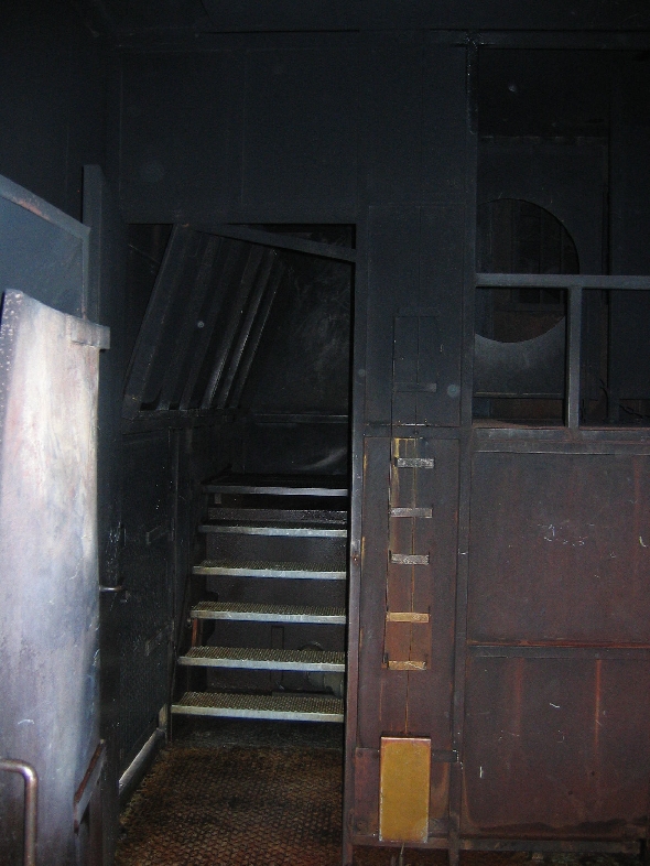 http://www.jormannsdorf.at/ff/uebungen/cache/vs_2005%20ATS-Container_IMG_1784.JPG