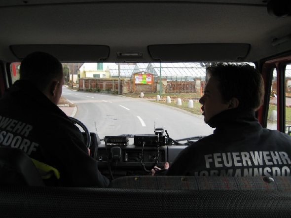 http://www.jormannsdorf.at/ff/uebungen/cache/vs_2007_11_17_Funkabschnitts_bung_IMG_0260.jpg