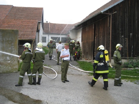 http://www.jormannsdorf.at/ff/uebungen/cache/vs_2009_06_13%20Inspizierung%20in%20Sulzriegl_Urlaub%202009%20019.jpg
