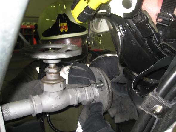 http://www.jormannsdorf.at/ff/uebungen/cache/vs_2011_03_18%20ATS%20_bung%20Rechnitz_Div%20120.jpg
